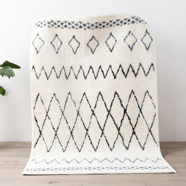 Tyylikäs berberi-matto skandinaaviseen kotiin