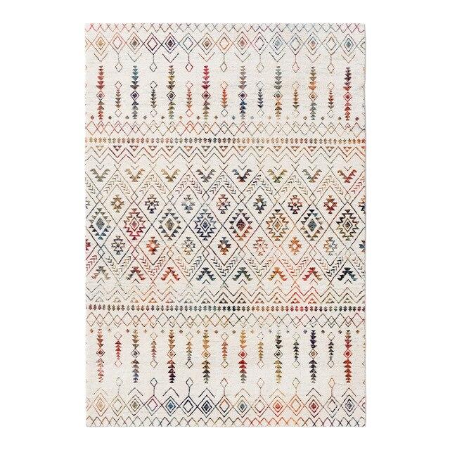 Värikäs fluo berberimatto moderniin kotiin