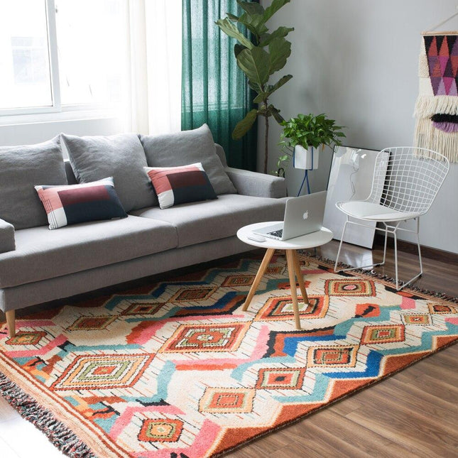 Käsintehty villainen värikäs berberi-matto