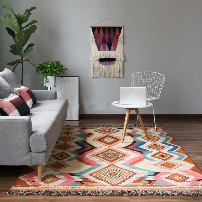 Käsintehty villainen värikäs berberi-matto
