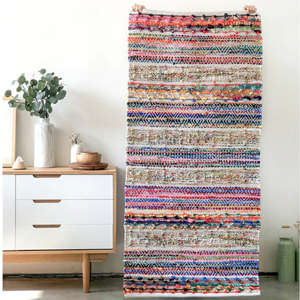 Värikäs Ourika-tyylinen boheemi matto