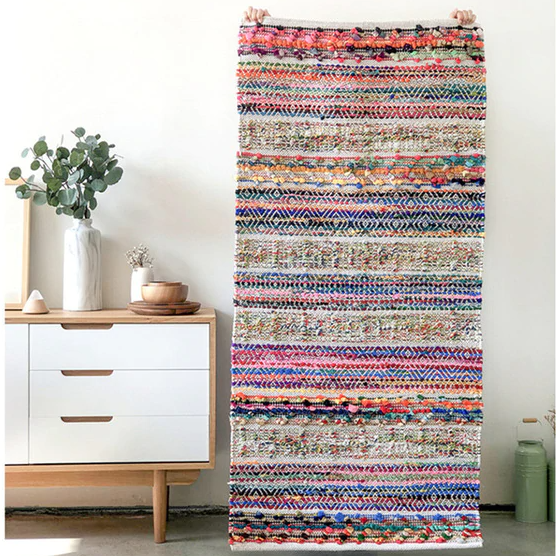 Värikäs Ourika-tyylinen boheemi matto