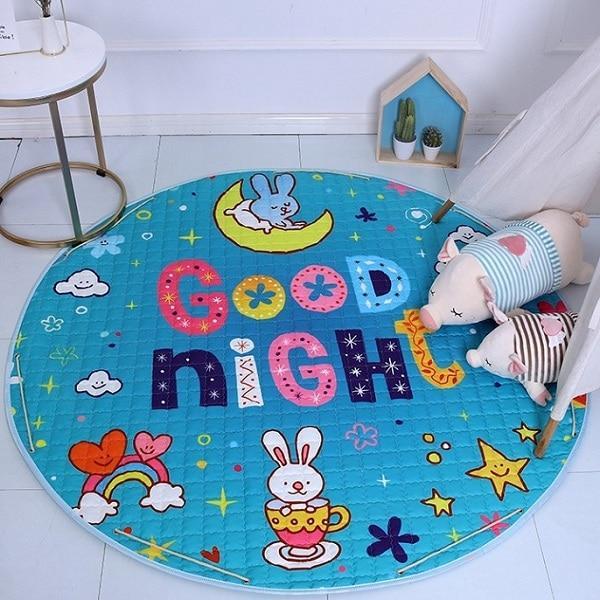 Hyvää yötä -teemainen leikkimatto vauvalle