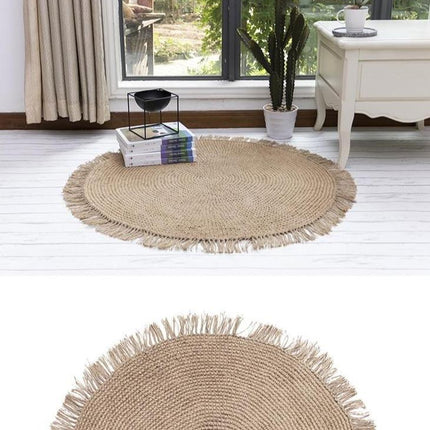 Pyöreä beige hapsullinen juuttimatto