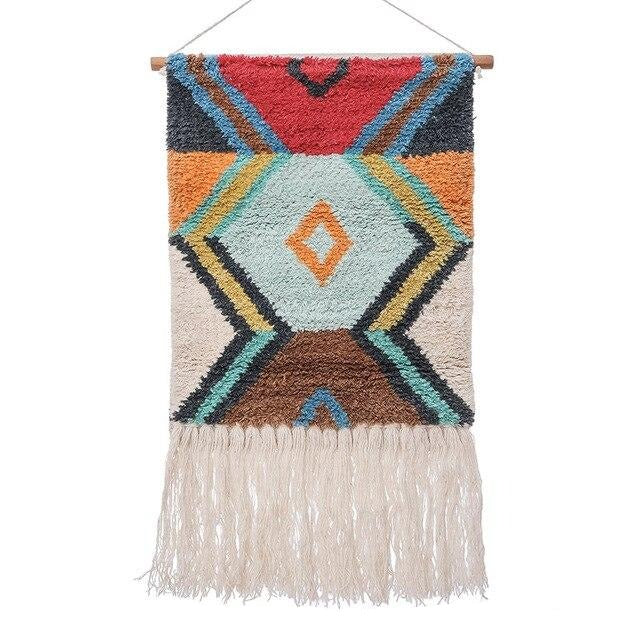 Psykedeelinen värikäs seinävaate hapsuilla