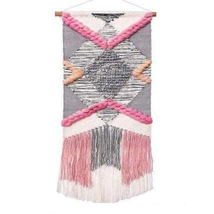 Vaaleanpunainen design-seinävaate geometrisillä kuvioilla