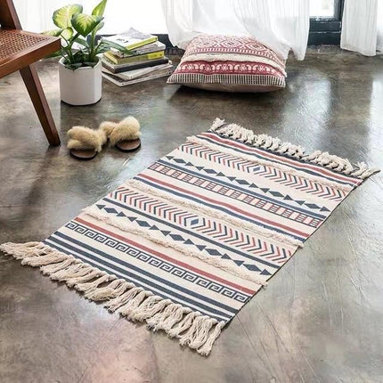 Luonnollinen boheemi juuttimatto hapsuilla