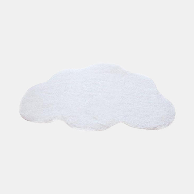 Valkoinen pitkänukkainen pilven muotoinen matto