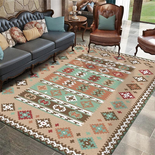 Etninen matto beigellä pohjalla